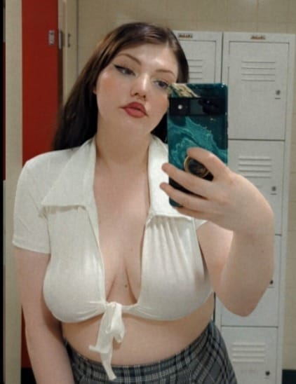 brunettebimbofree - brunettebimbofree - OnlyFans Gratis