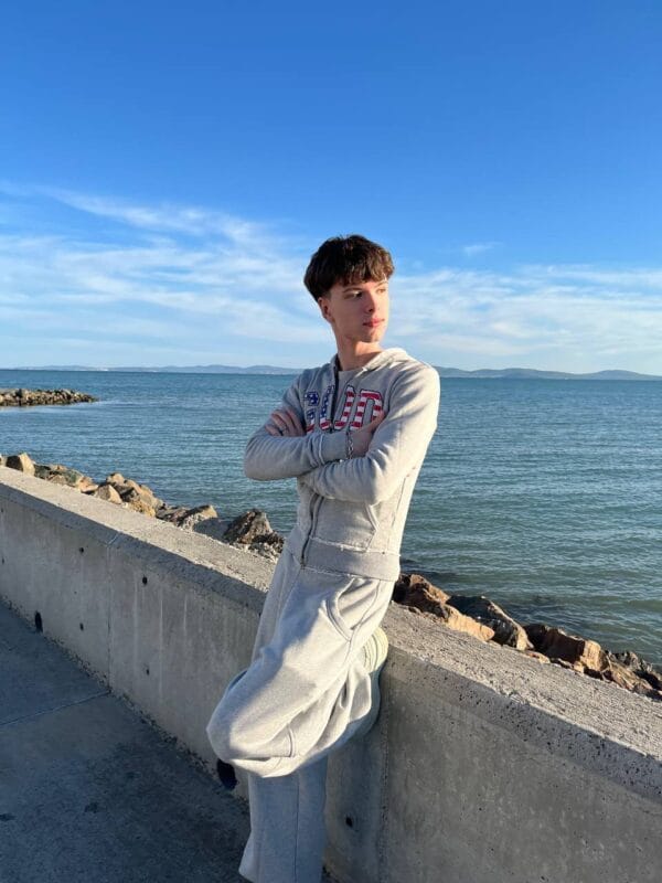 calvin_loves_you - calvin_loves_you - OnlyFans Gratis