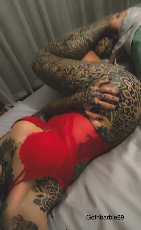 gothbarbiefree - gothbarbiefree - OnlyFans Gratis