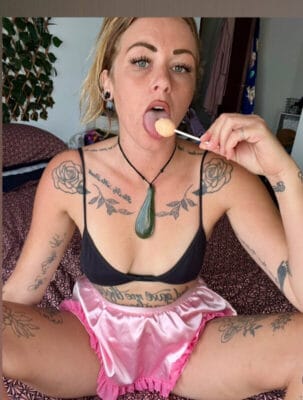 littlemisstaylamay - littlemisstaylamay - OnlyFans Gratis
