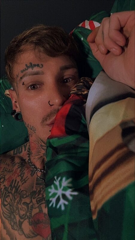 tattooedpierced - tattooedpierced - OnlyFans Gratis